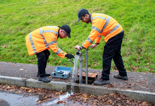 Engineers carry out water mains flushing for Bristol Water
